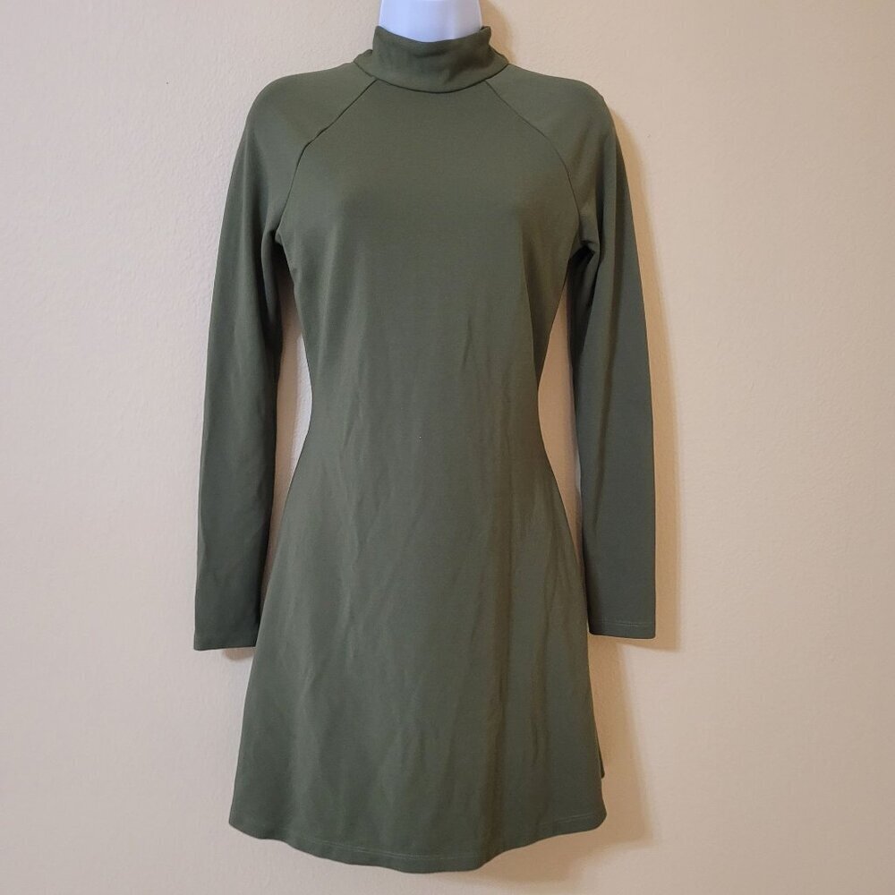 Fabletics‎ Dress Womens Small Green Racquel Back Twist Athleisure Boho Sporty